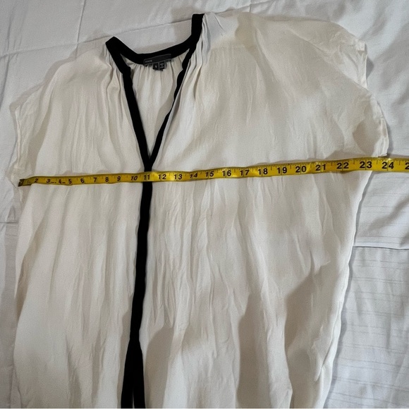 Vince Contrast Placket Blouse in Ivory & Black Small Silk Top Minimalist - Picture 7 of 15